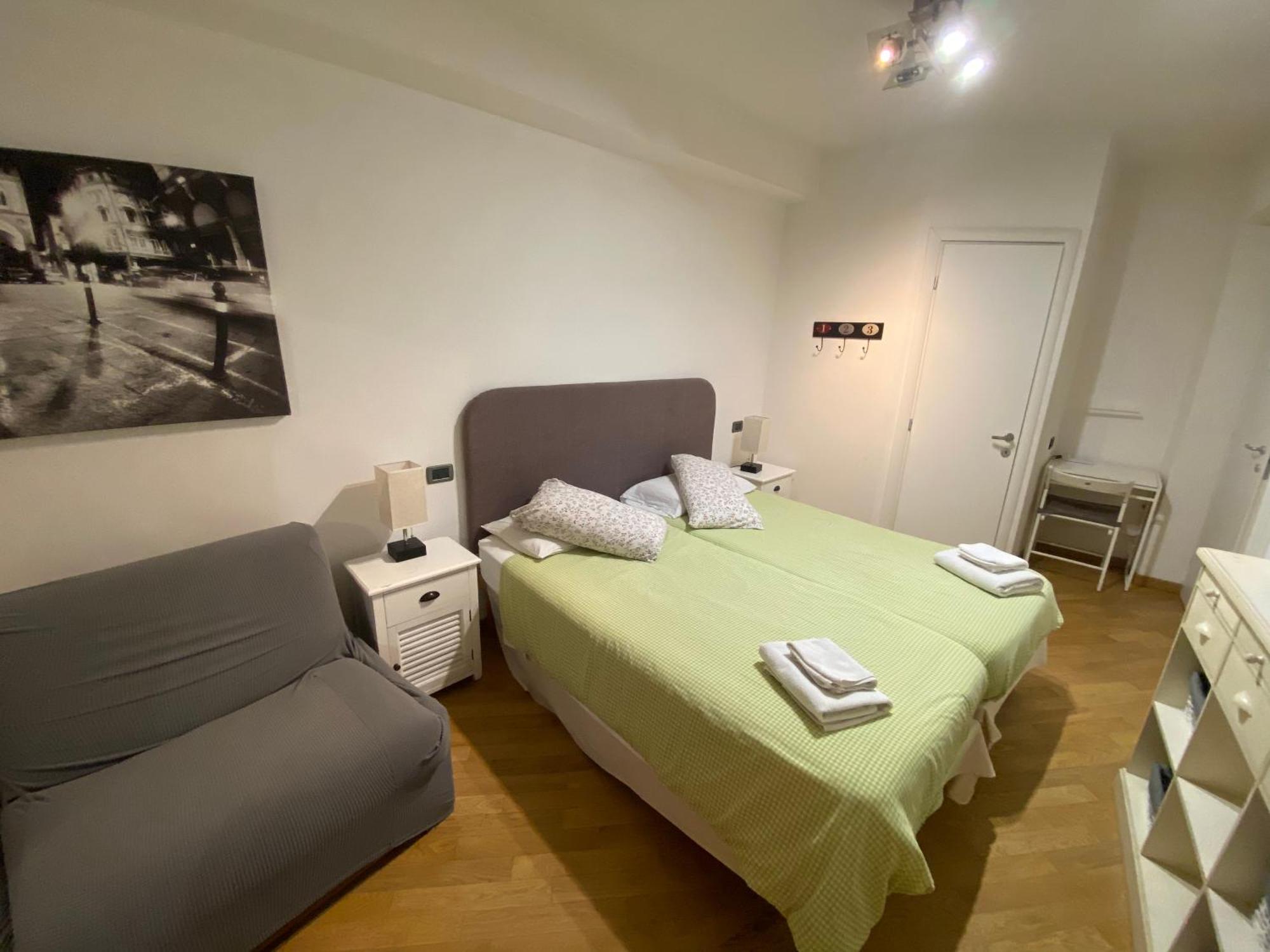 B&B And Home La Piazzetta Della Pioggia Болоня Екстериор снимка