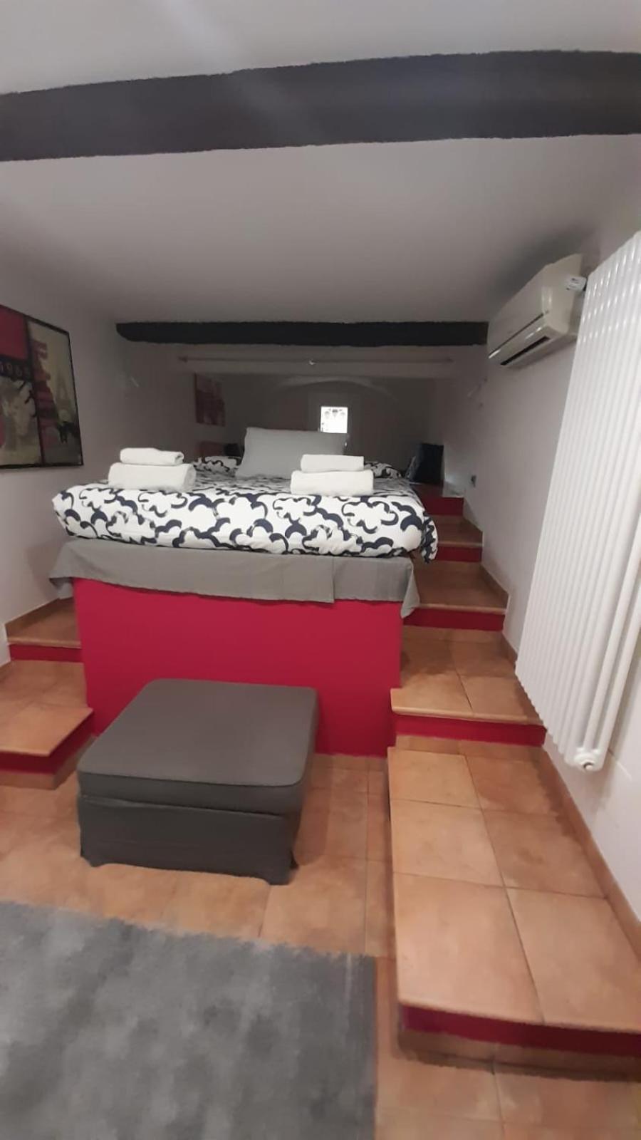 B&B And Home La Piazzetta Della Pioggia Болоня Екстериор снимка