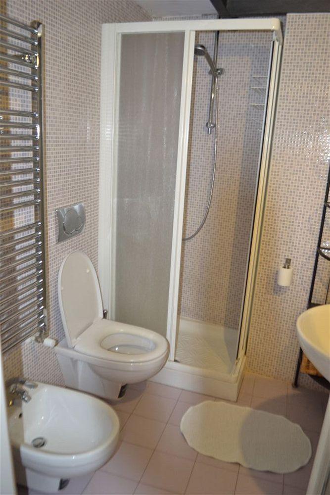 B&B And Home La Piazzetta Della Pioggia Болоня Екстериор снимка